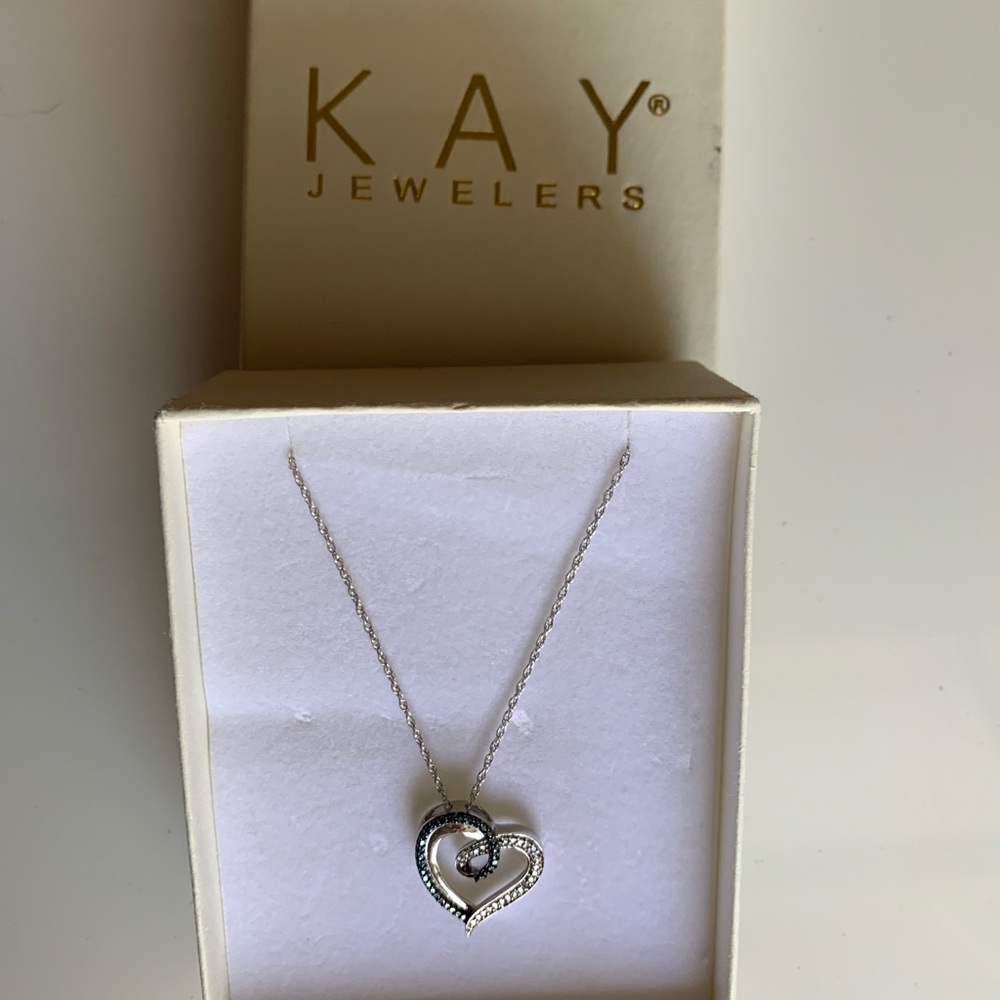 Heart diamond necklace
